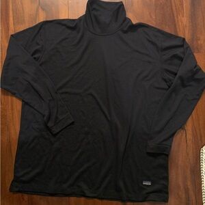 Vintage Patagonia men’s capeline black base layer turtleneck XL
